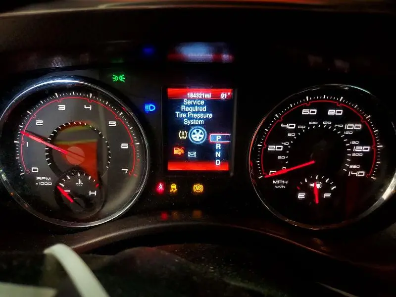 2014 DODGE CHARGER SE  