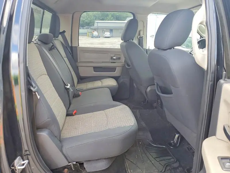 2012 DODGE RAM 1500 SLT  