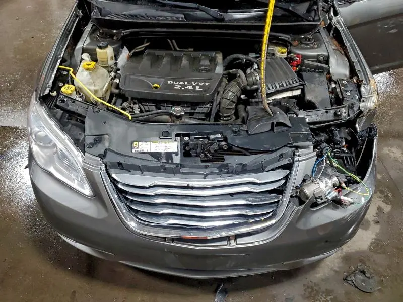 2012 CHRYSLER 200 LIMITED  