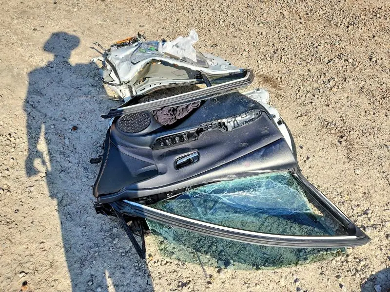 2017 TOYOTA PRIUS FOUR TOURING  