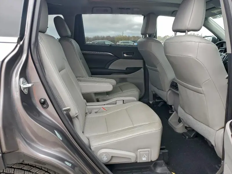 2018 TOYOTA HIGHLANDER LIMITED  