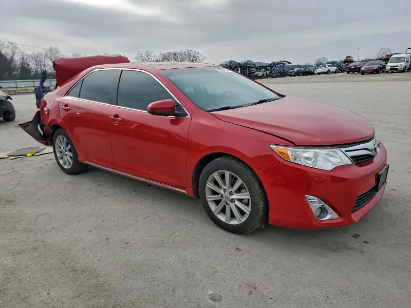 2012 TOYOTA CAMRY XLE  