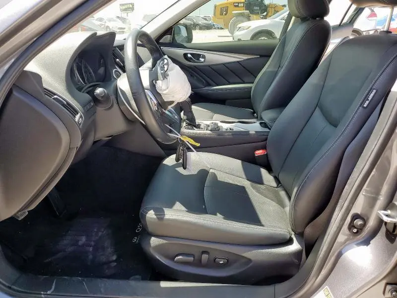 2021 INFINITI Q50 LUXE