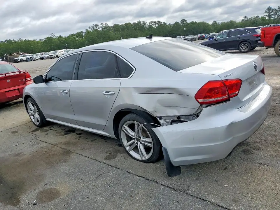 2014 VOLKSWAGEN PASSAT SE  