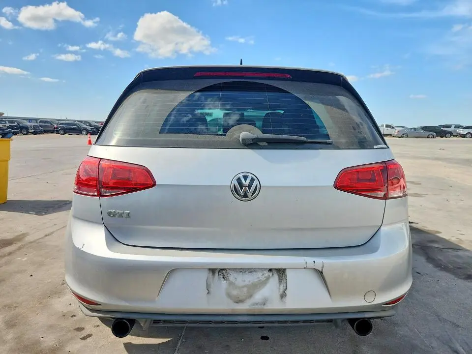 2016 VOLKSWAGEN GTI S  