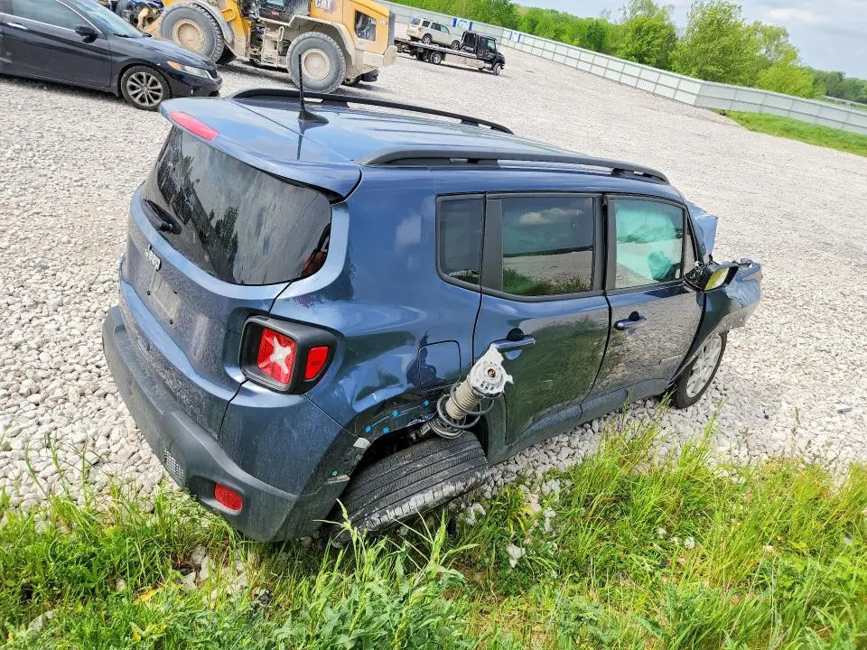 2023 JEEP RENEGADE LATITUDE  