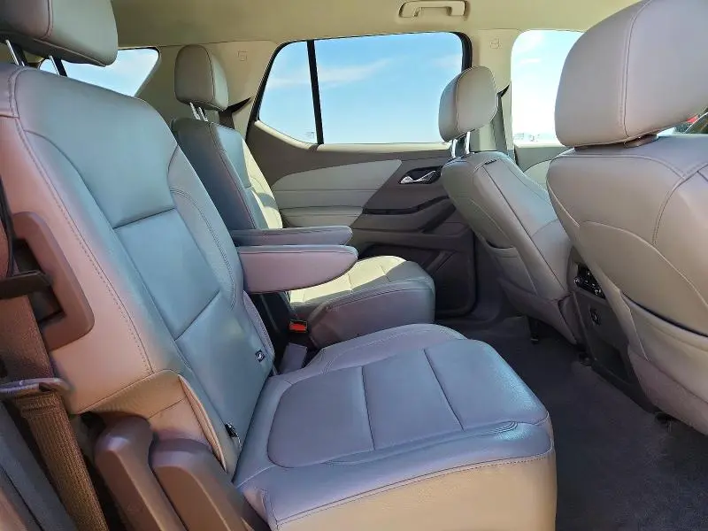 2019 CHEVROLET TRAVERSE LT  