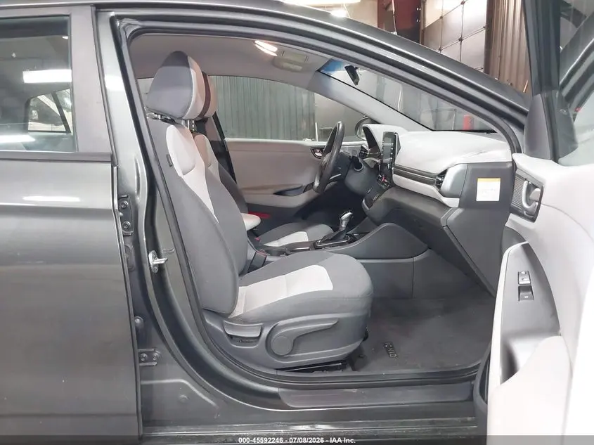 2020 HYUNDAI IONIQ HYBRID BLUE