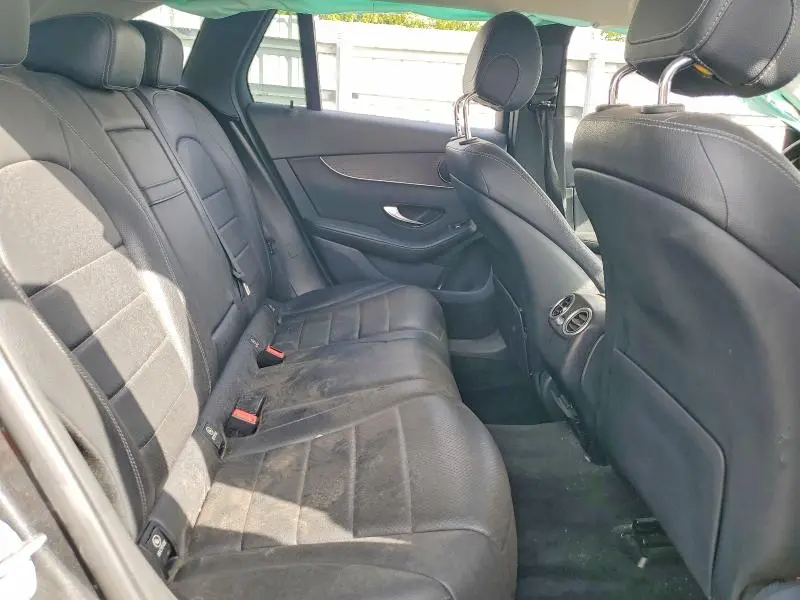 2020 MERCEDES-BENZ GLC 300  