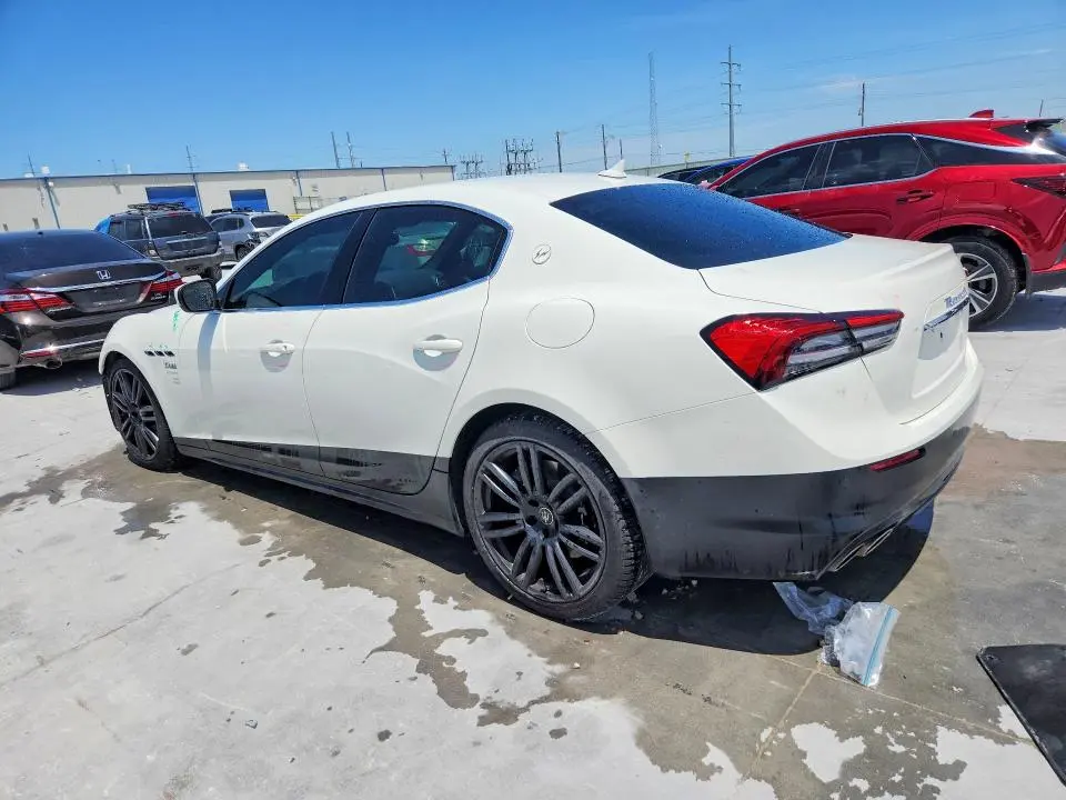 2022 MASERATI GHIBLI FRAGMENT  