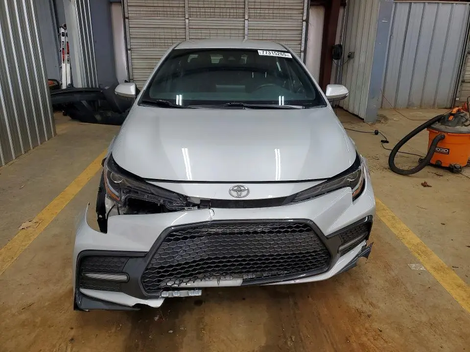 2022 TOYOTA COROLLA SE  