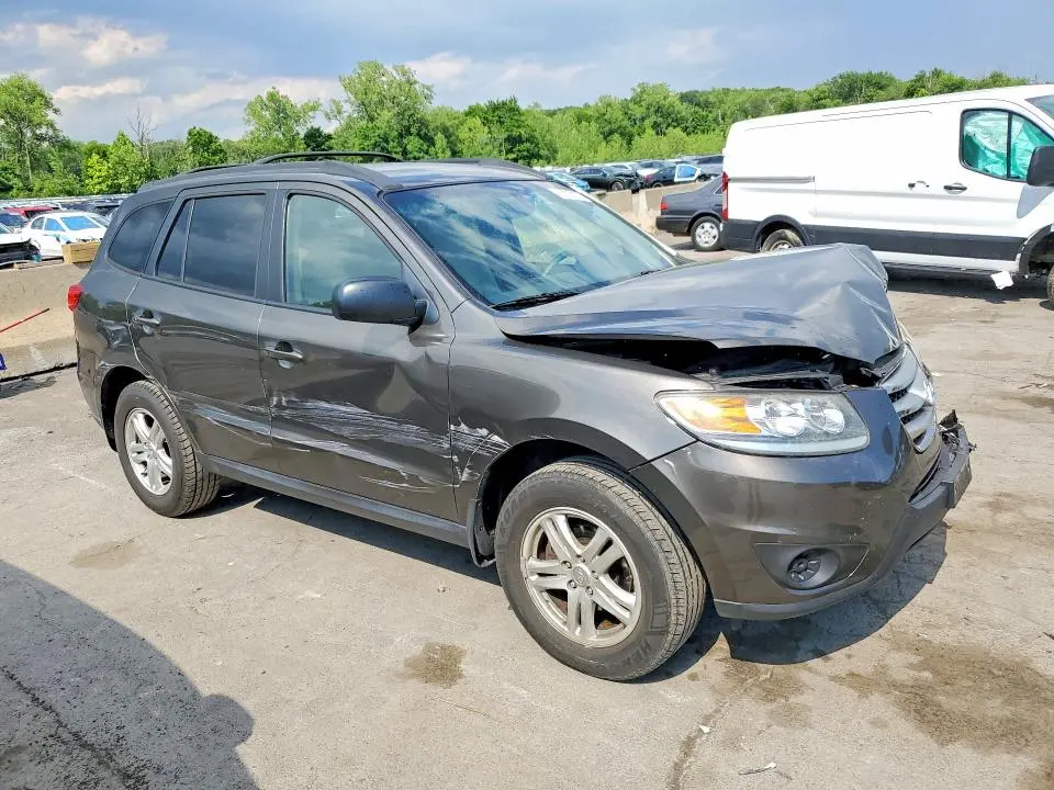 2012 HYUNDAI SANTA FE GLS  