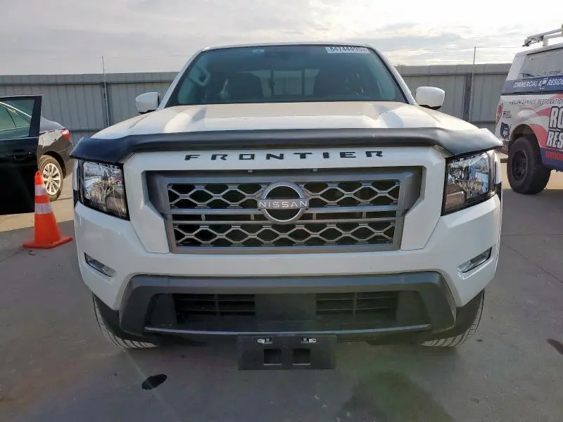 2023 NISSAN FRONTIER S  