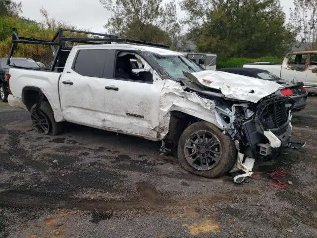 2025 TOYOTA TUNDRA CREWMAX SR  