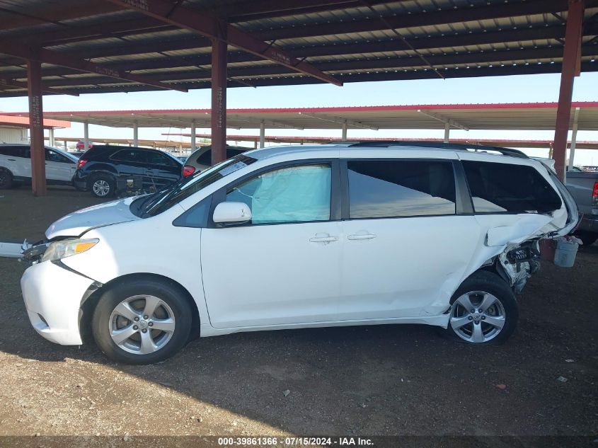 2011 TOYOTA SIENNA LE V6