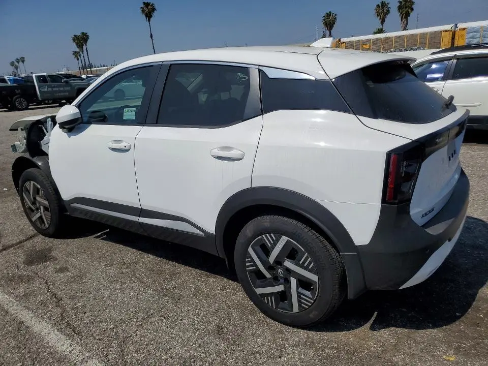 2025 NISSAN KICKS SV  