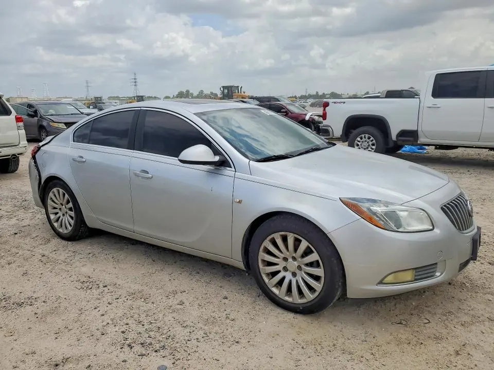 2011 BUICK REGAL CXL  