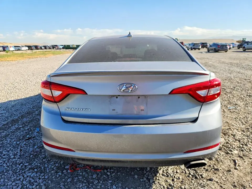 2017 HYUNDAI SONATA SE  