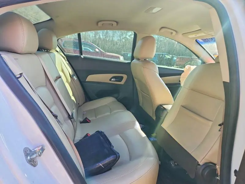 2014 CHEVROLET CRUZE LT  