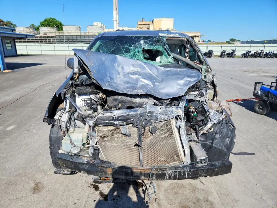 2013 TOYOTA SIENNA XLE 8-PASSENGER  
