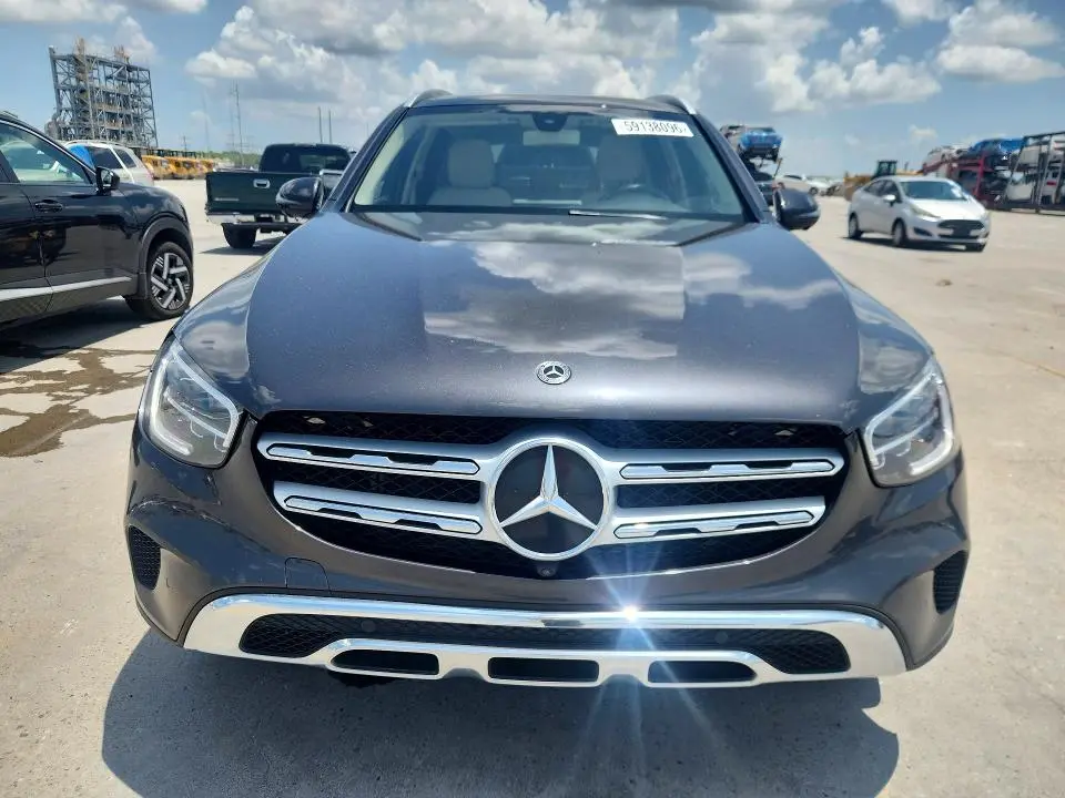 2020 MERCEDES-BENZ GLC 300  