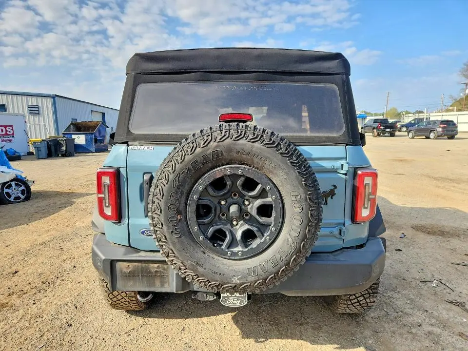 2023 FORD BRONCO BASE  