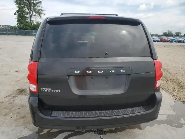 2018 DODGE GRAND CARAVAN SE  