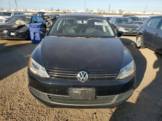 2013 VOLKSWAGEN JETTA SE  