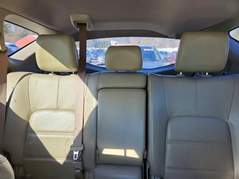 2013 NISSAN MURANO S  