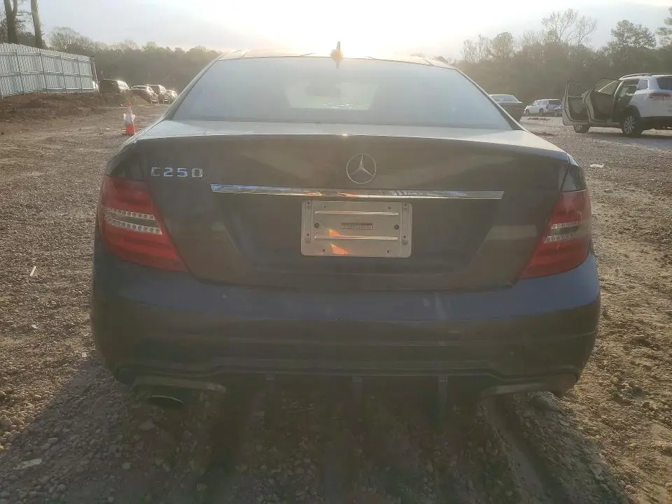 2013 MERCEDES-BENZ C 250  