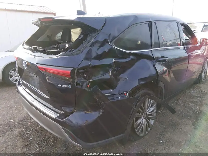 2021 TOYOTA HIGHLANDER HYBRID PLATINUM