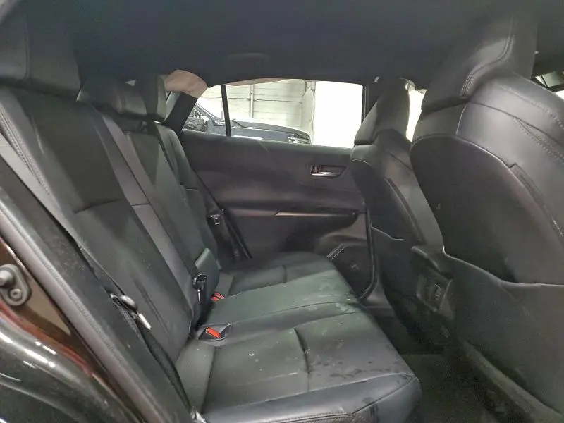 2021 TOYOTA VENZA LE  