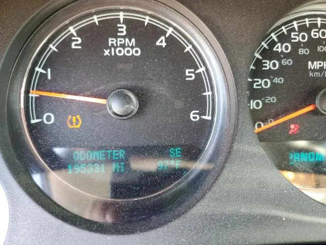 2011 CHEVROLET SUBURBAN C1500 LTZ  