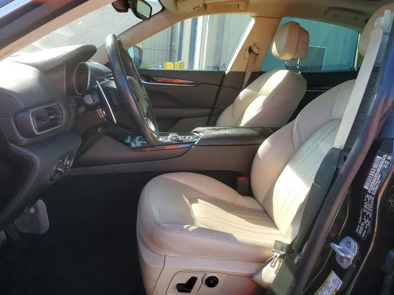 2020 MASERATI LEVANTE S  