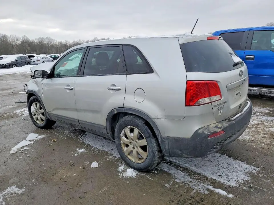 2012 KIA SORENTO BASE  