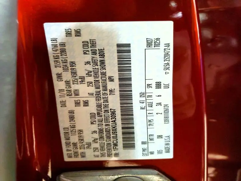 2019 FORD ESCAPE TITANIUM  