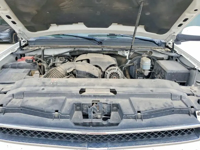 2011 CHEVROLET SUBURBAN K1500 LT  