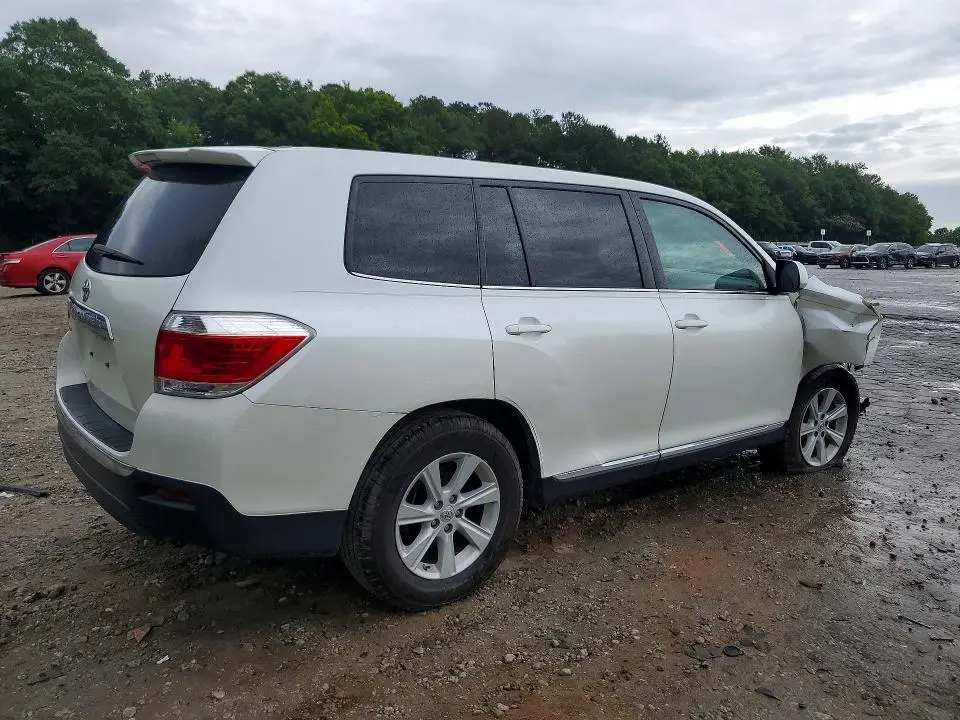 2013 TOYOTA HIGHLANDER BASE  