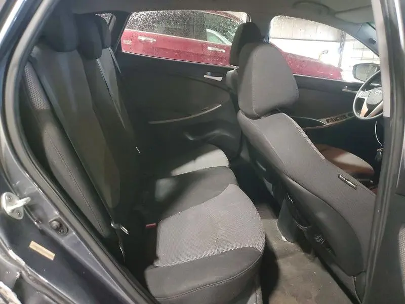 2013 HYUNDAI ACCENT GS  