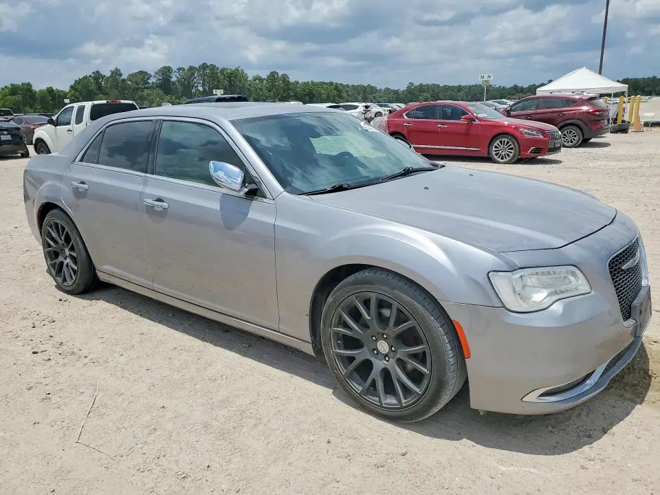 2017 CHRYSLER 300C   