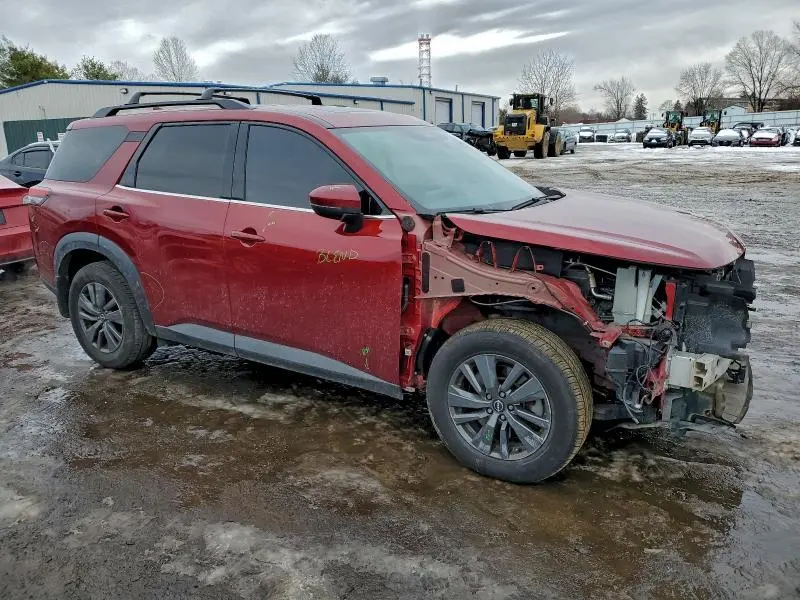 2022 NISSAN PATHFINDER SV  