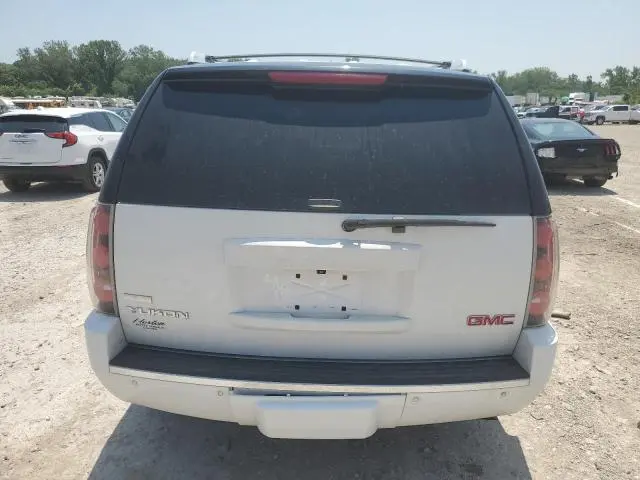 2010 GMC YUKON DENALI  