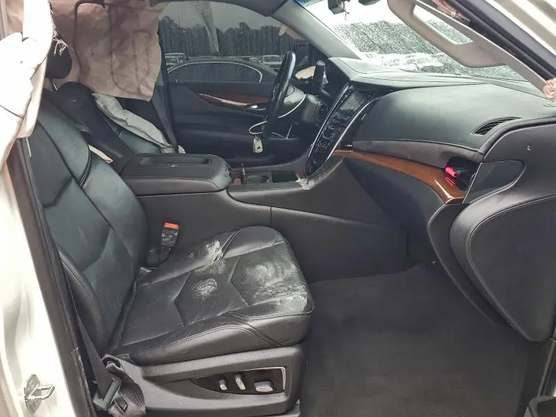 2018 CADILLAC ESCALADE LUXURY  