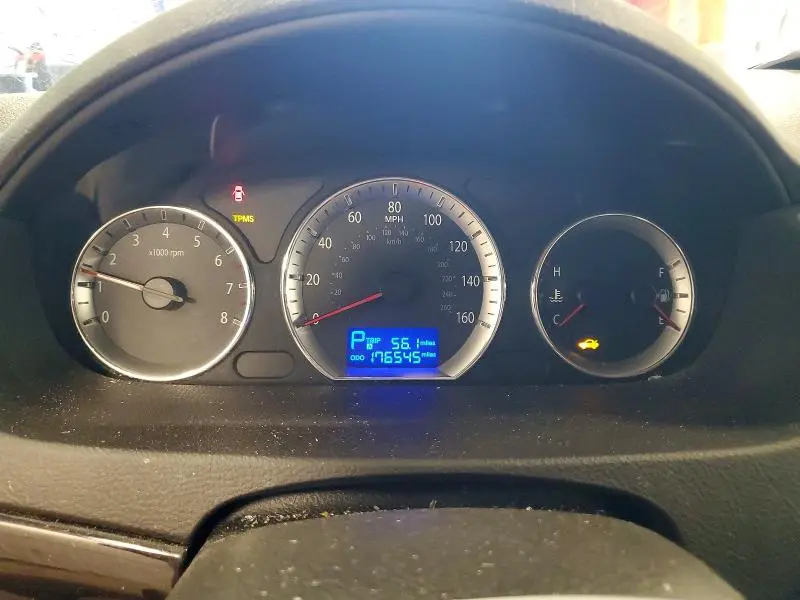 2010 HYUNDAI SONATA GLS  