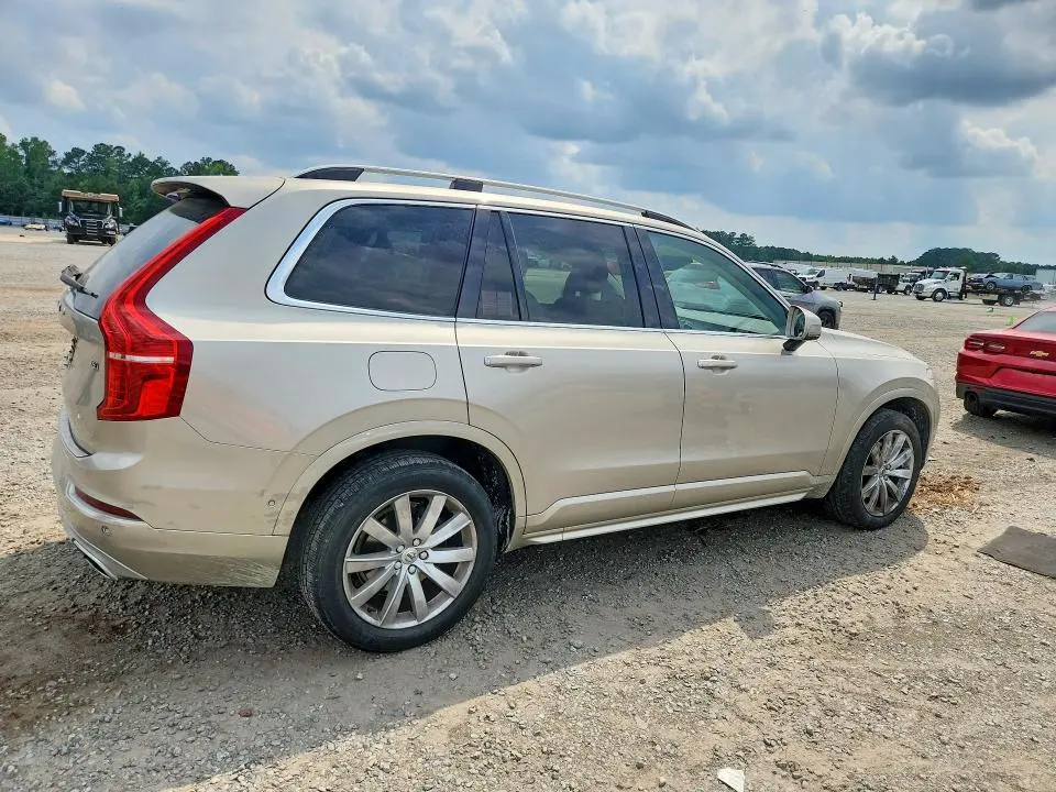 2016 VOLVO XC90 T6  