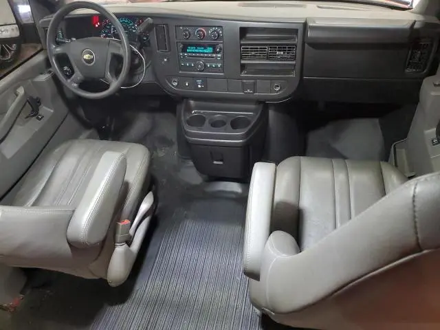 2017 CHEVROLET EXPRESS G2500   
