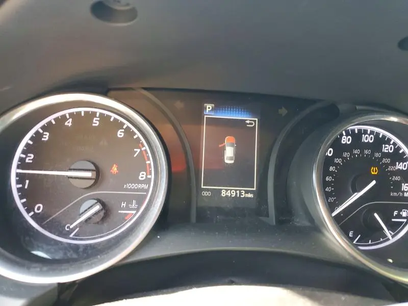 2018 TOYOTA CAMRY SE  