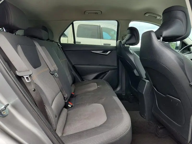 2023 KIA NIRO LX  