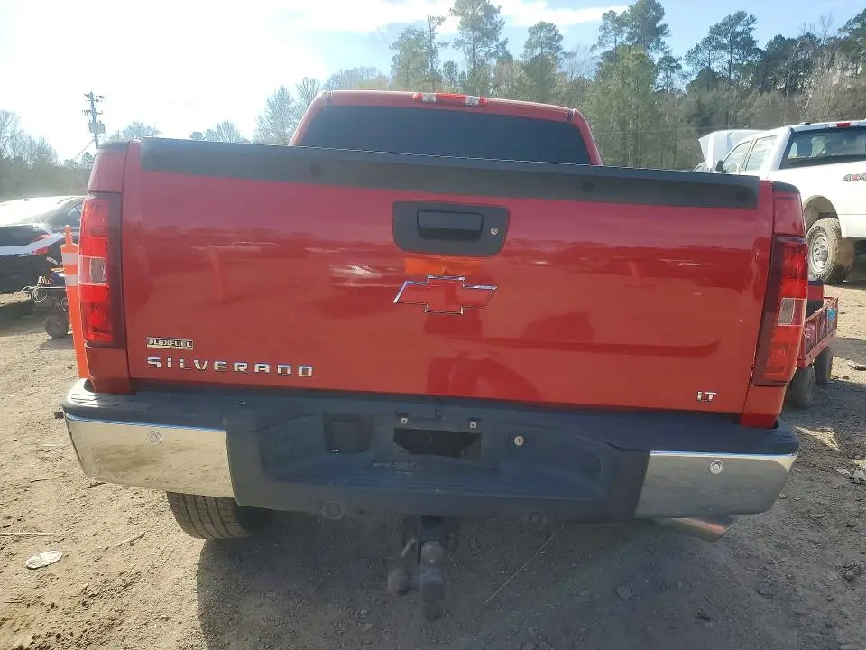2011 CHEVROLET SILVERADO C1500 LT  