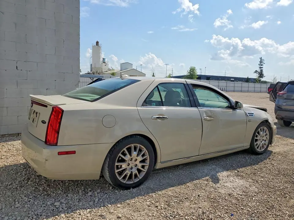 2011 CADILLAC STS LUXURY PERFORMANCE  